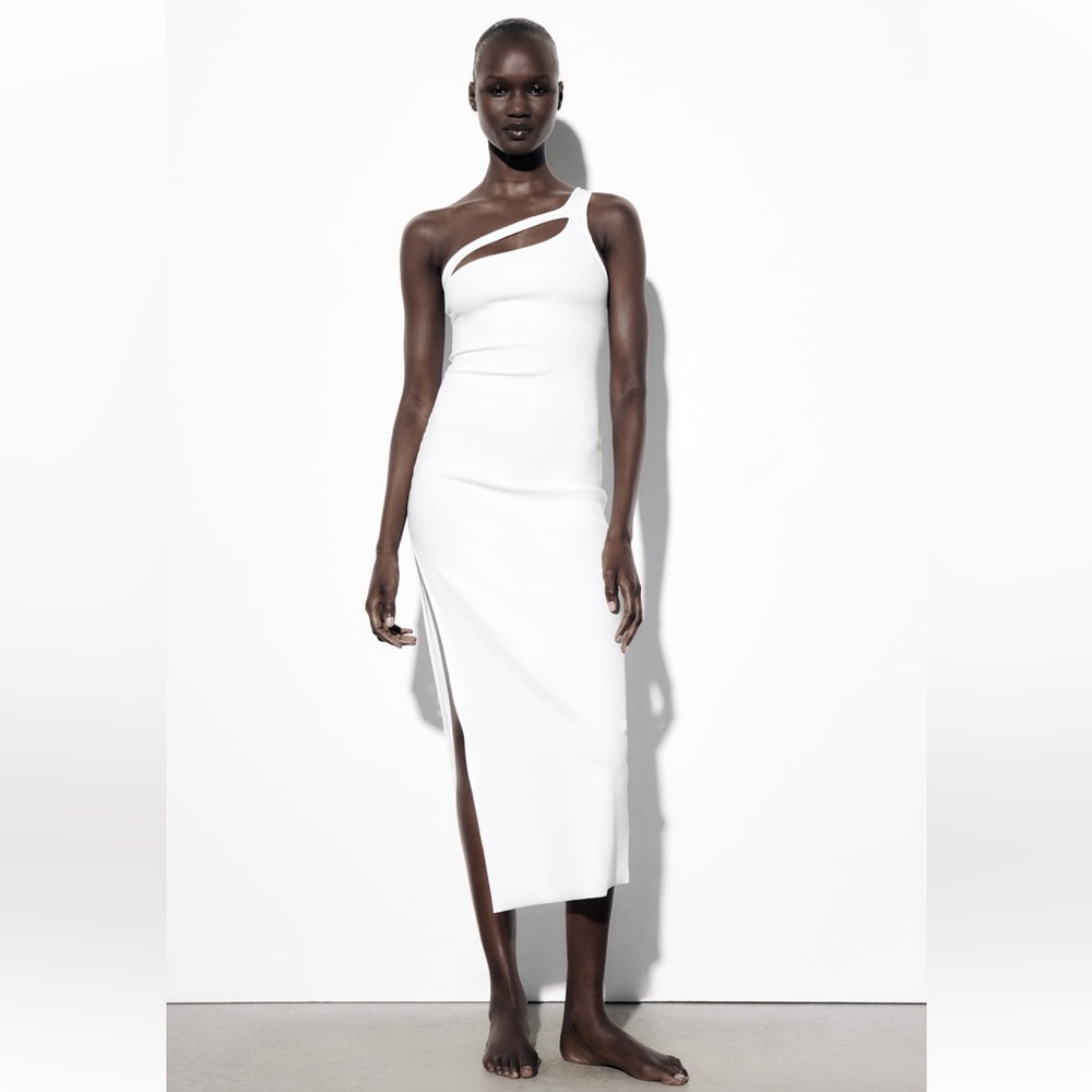 Zara LONG RIB DRESS WITH CUT OUTS. White. Size S. New with Tags.